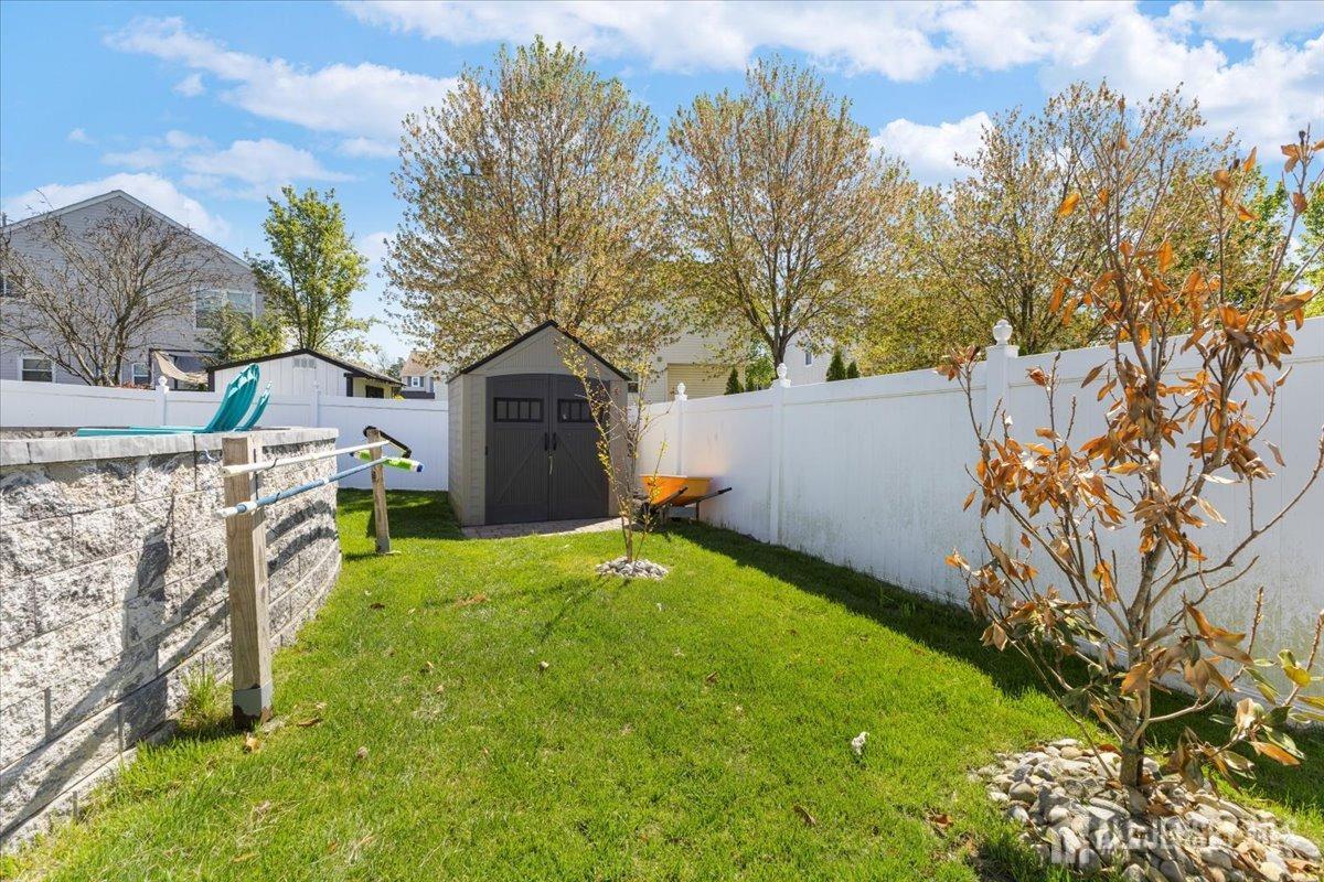 15 Sutton Place, Helmetta, New Jersey image 38