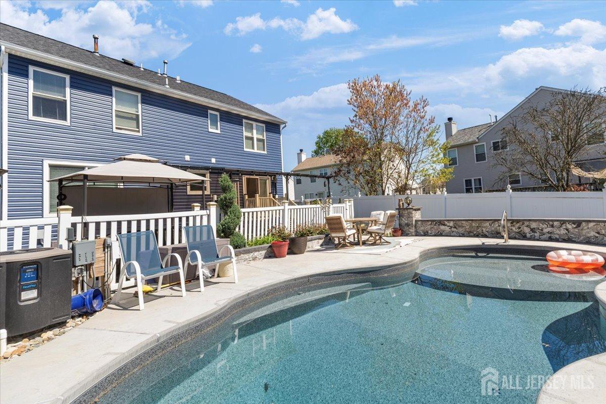 15 Sutton Place, Helmetta, New Jersey image 25