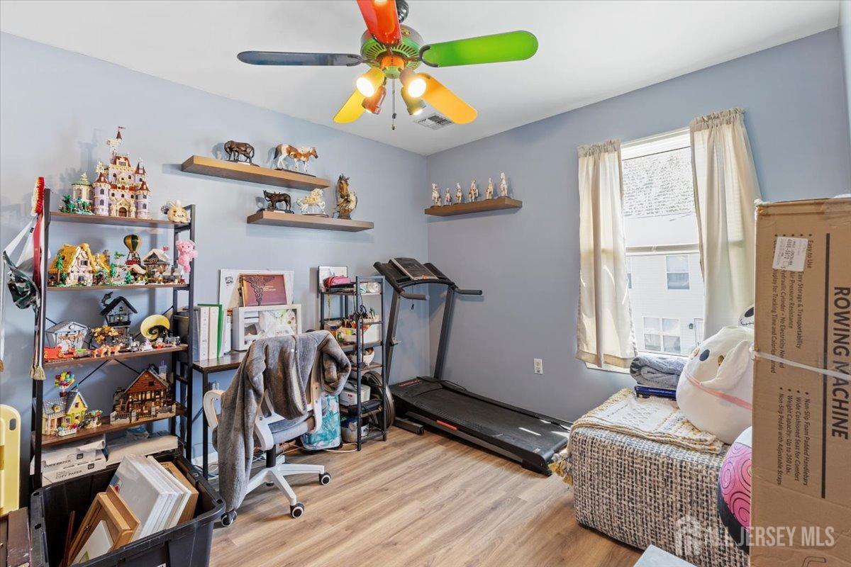 15 Sutton Place, Helmetta, New Jersey image 24