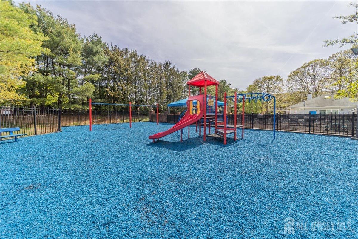 19 Pembrook Avenue, North Brunswick, New Jersey image 7