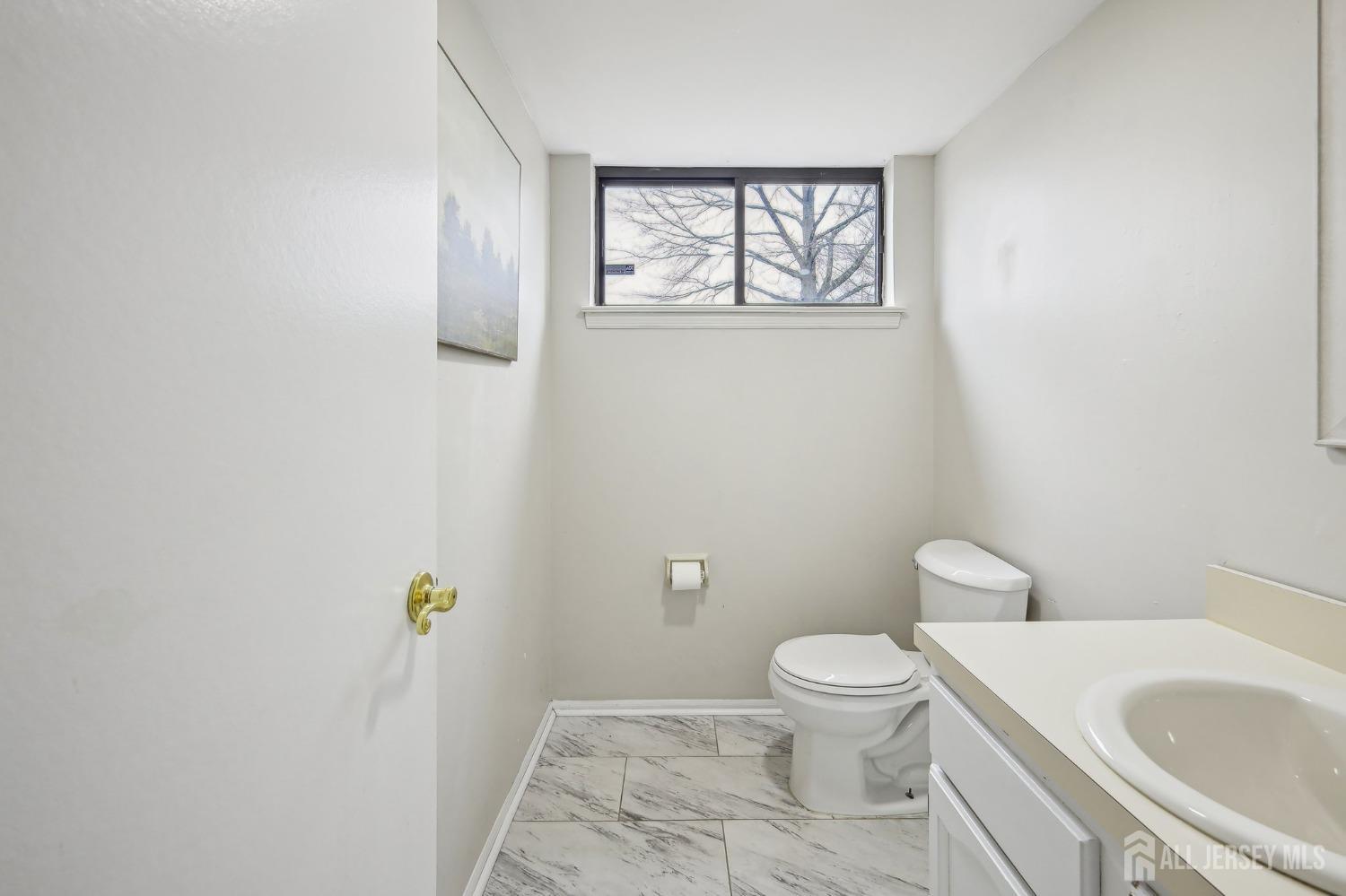 153 Dawn Court, Old Bridge, New Jersey image 17