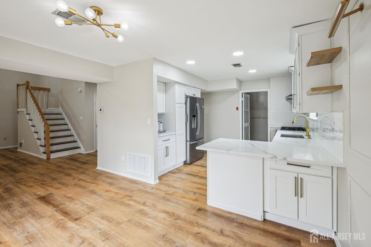 153 Dawn Court, Old Bridge, New Jersey image 13