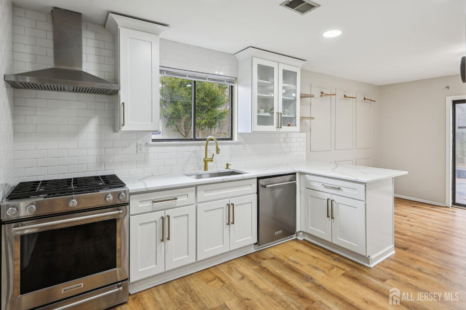 153 Dawn Court, Old Bridge, New Jersey image 14