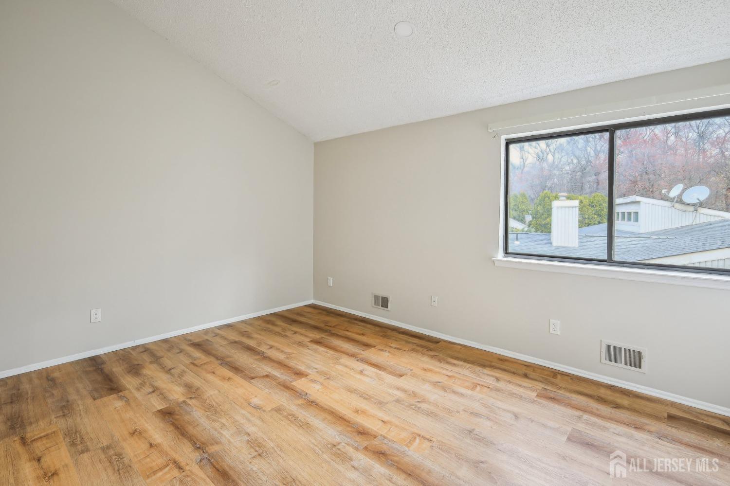 153 Dawn Court, Old Bridge, New Jersey image 22
