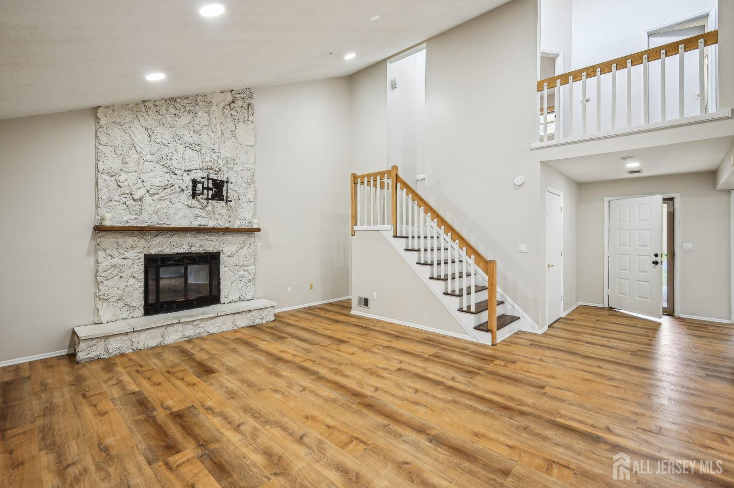 153 Dawn Court, Old Bridge, New Jersey image 11