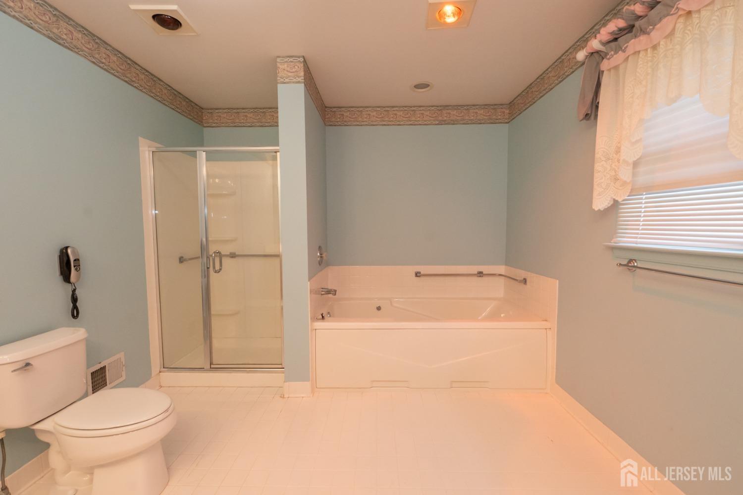 218 N Pondview Boulevard, Monroe Township, New Jersey image 39
