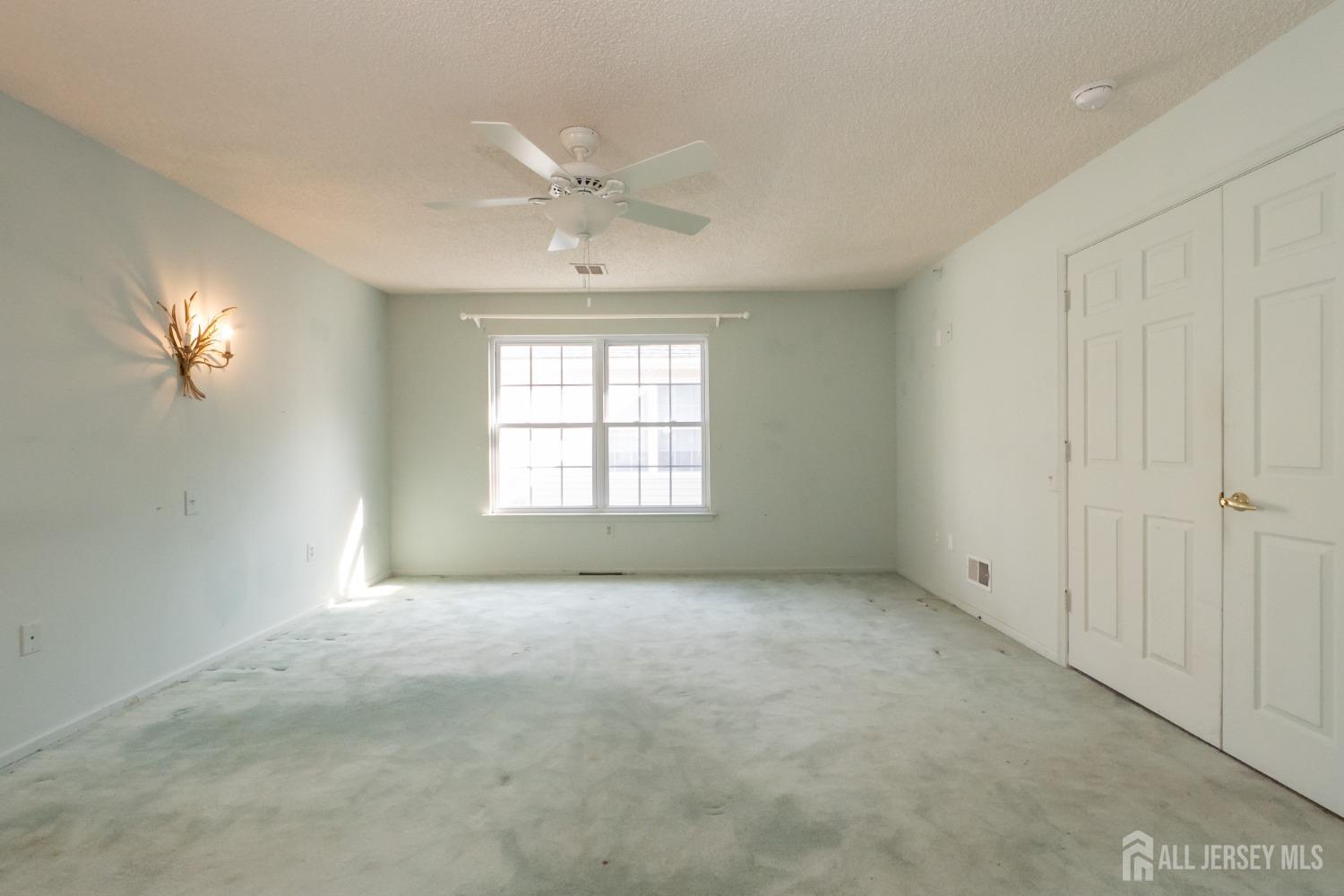 218 N Pondview Boulevard, Monroe Township, New Jersey image 33