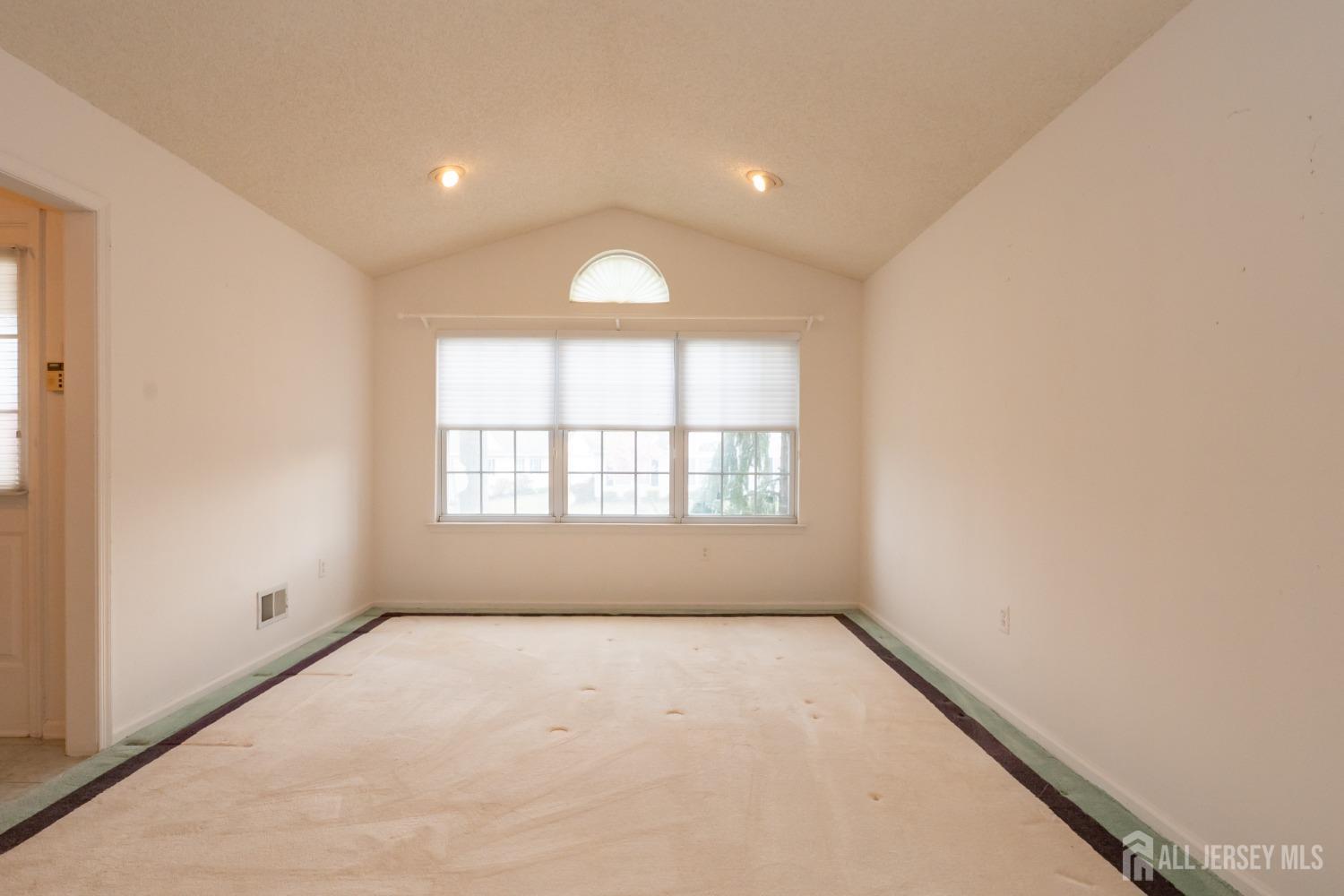 218 N Pondview Boulevard, Monroe Township, New Jersey image 7