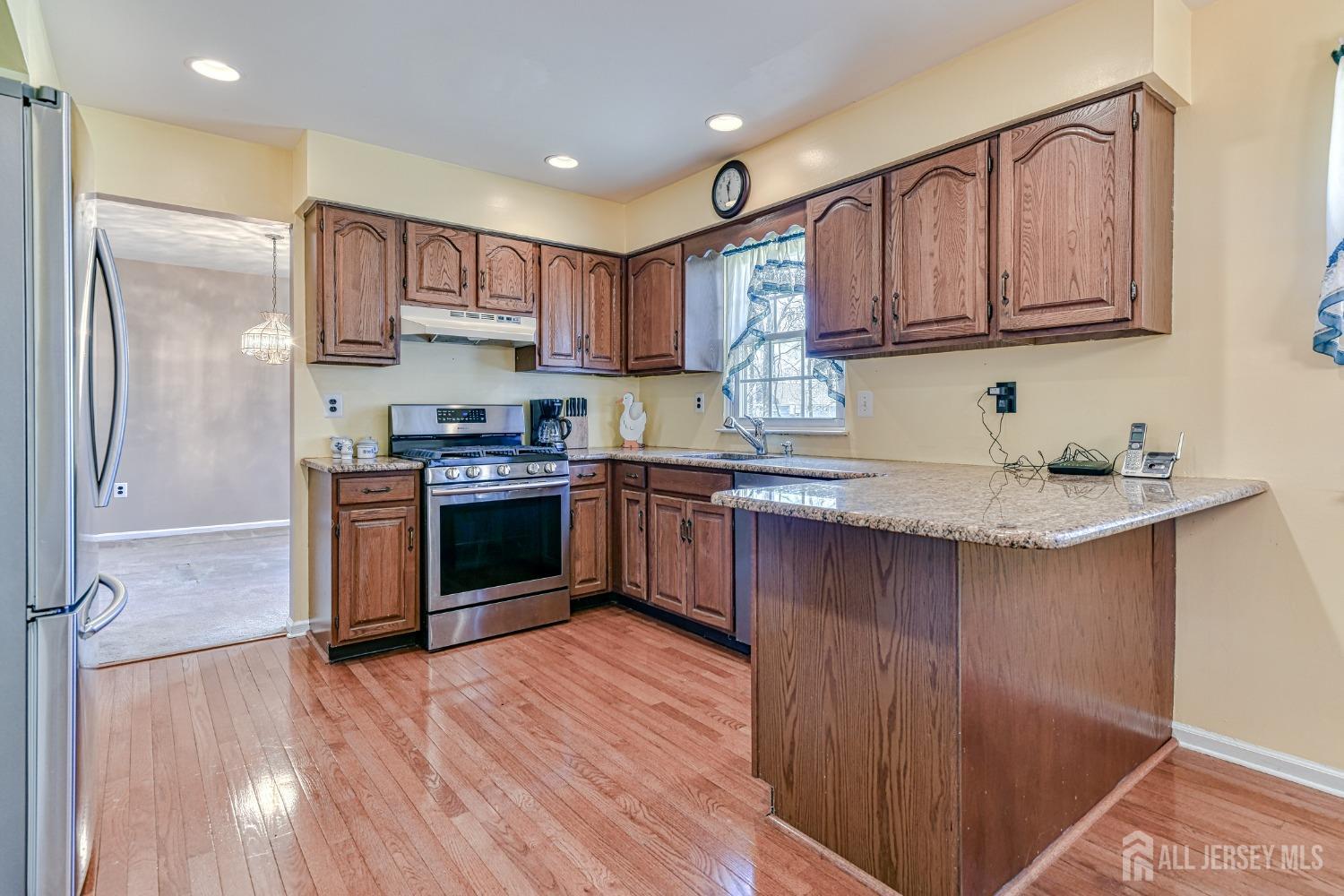 6 Bradley Court, North Brunswick, New Jersey image 20