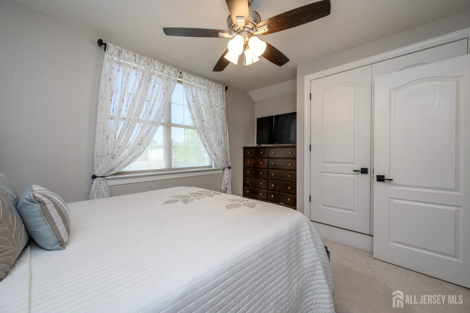 18 Hunters Pointe Rd, Middletown, New Jersey image 22
