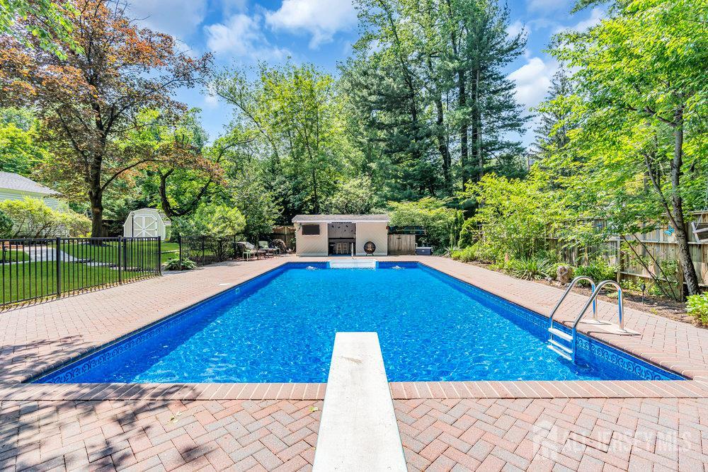 166 S Lake Drive, Red Bank, New Jersey image 27