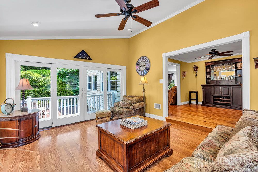 166 S Lake Drive, Red Bank, New Jersey image 8
