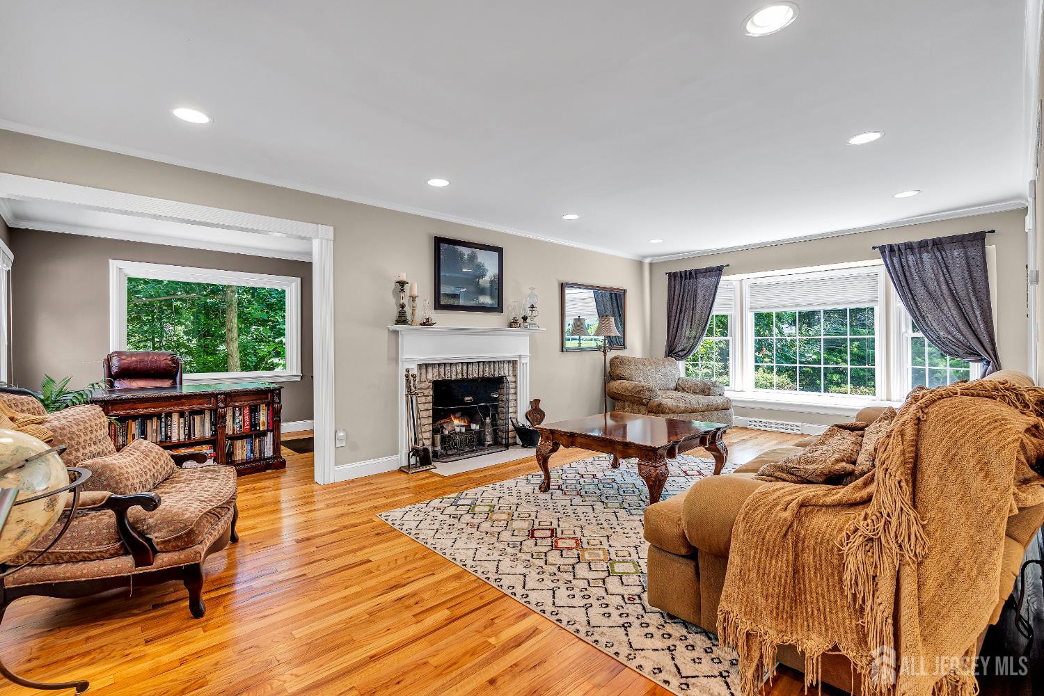 166 S Lake Drive, Red Bank, New Jersey image 5