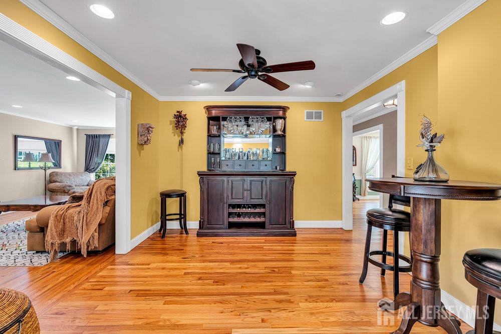 166 S Lake Drive, Red Bank, New Jersey image 9