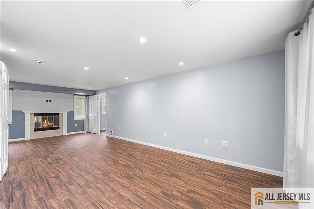 52 Ravine Drive, Colonia, New Jersey image 6