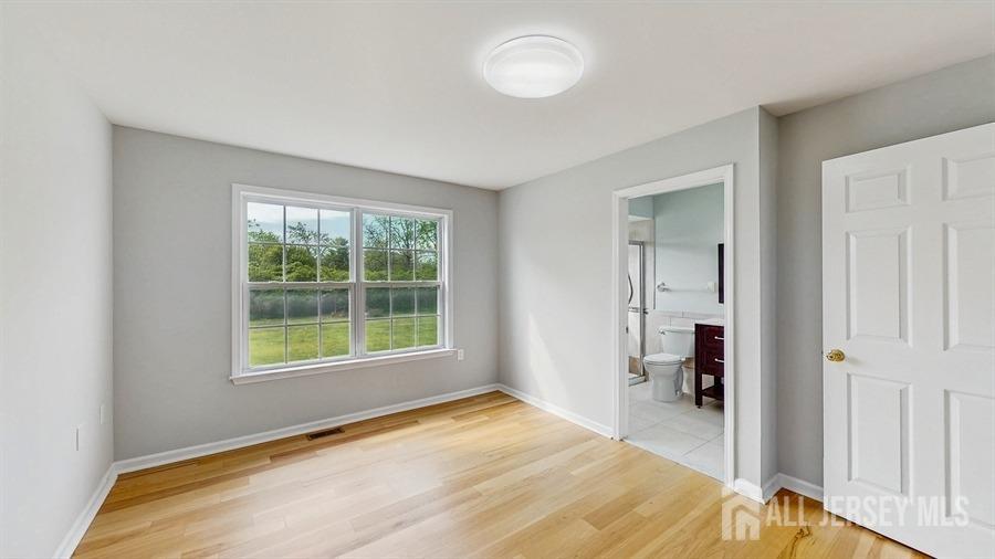 46 Carriage Drive, Piscataway, New Jersey image 16