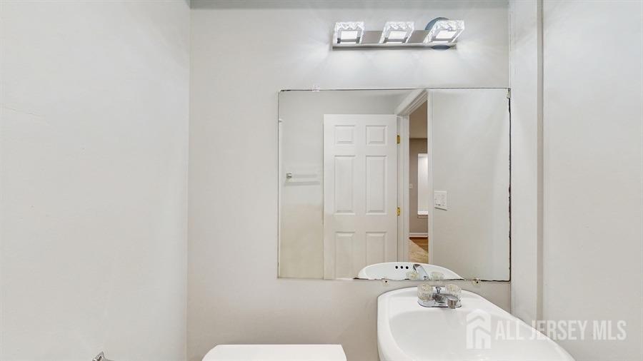 46 Carriage Drive, Piscataway, New Jersey image 44