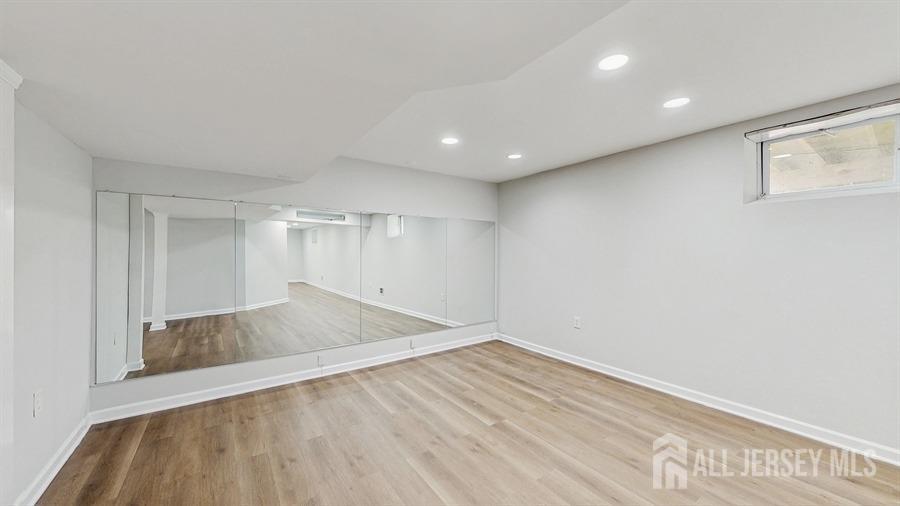 46 Carriage Drive, Piscataway, New Jersey image 38