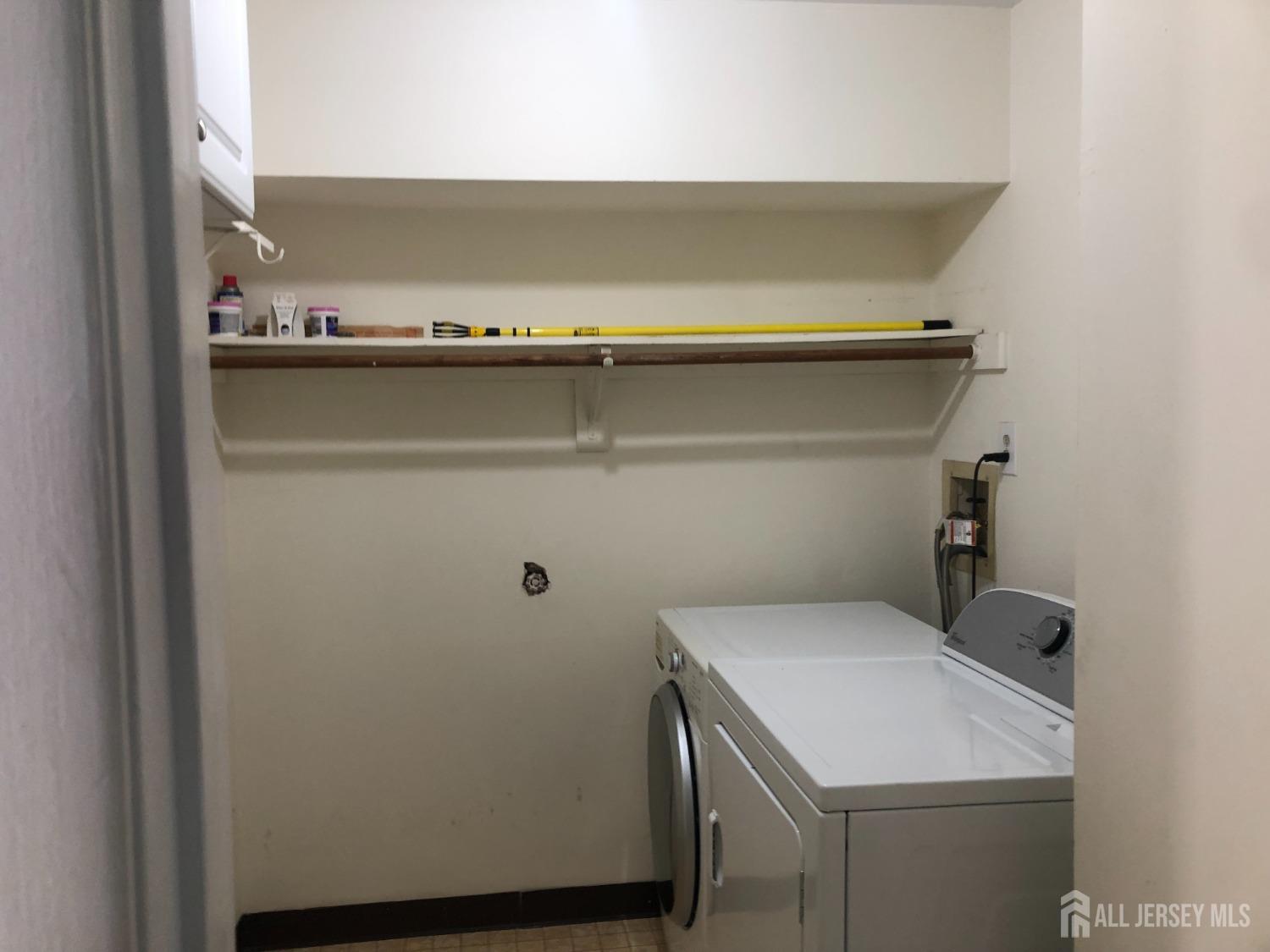 Plainsboro, New Jersey 08534, United States, 2 Bedrooms Bedrooms, ,2 BathroomsBathrooms,Residential,Active,76605