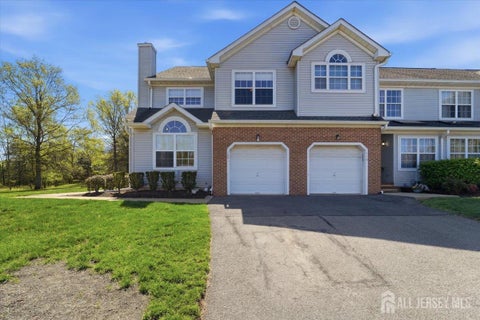 Condo For Sale - 109 Castle Pointe Boulevard<br/> Middlesex County, Piscataway, NJ 08854