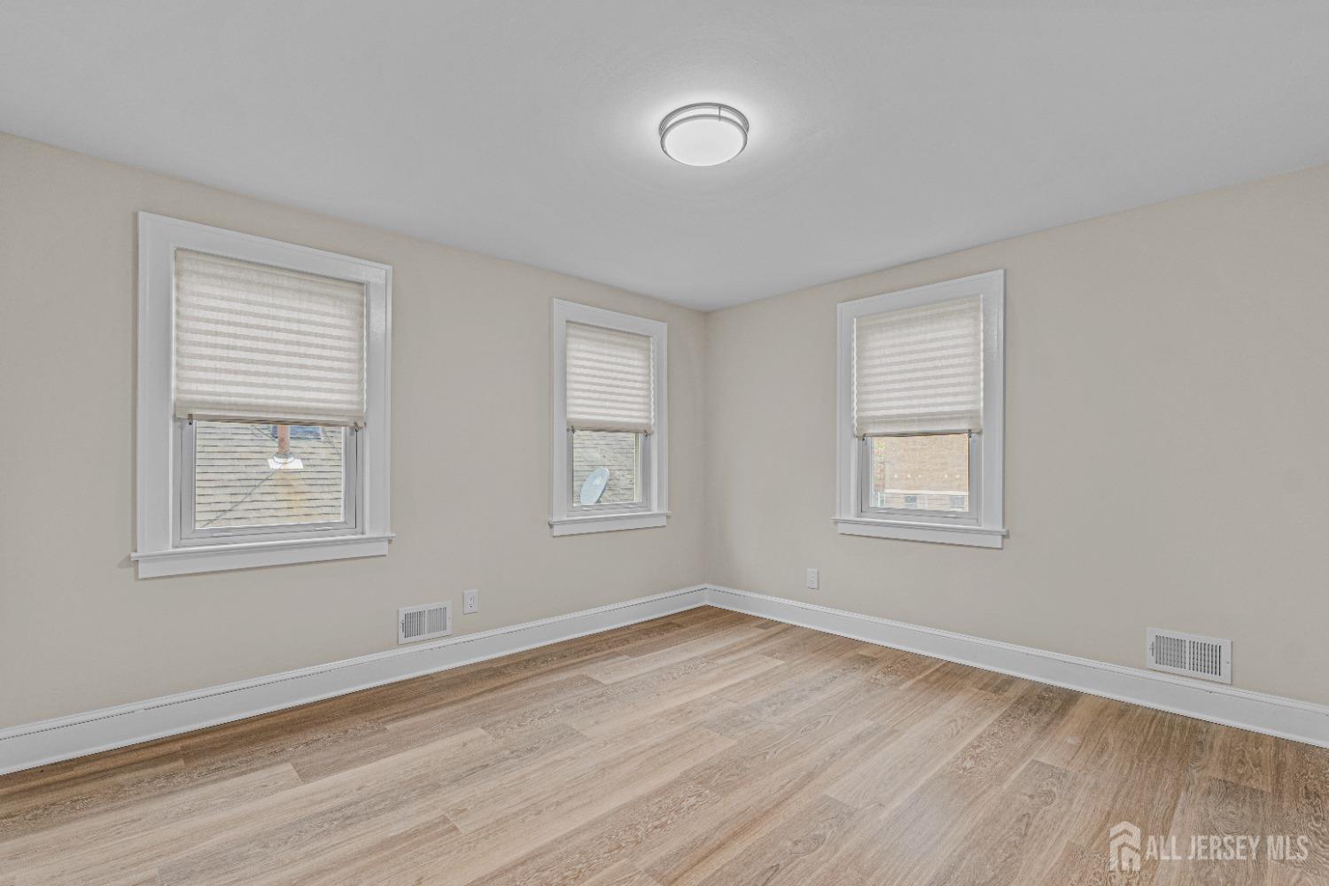 307 Wayne Street, Highland Park, New Jersey image 15