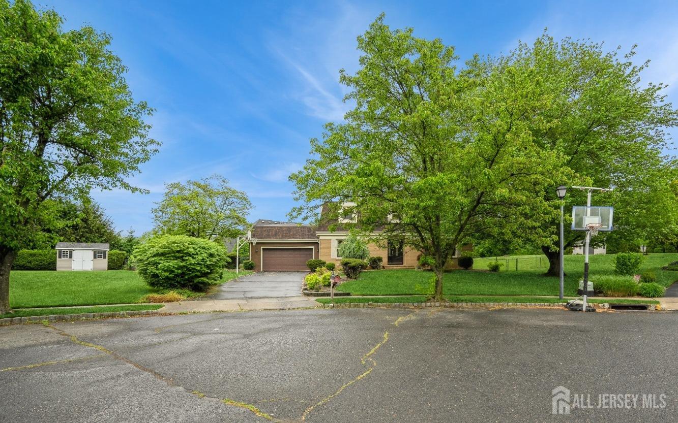 8 Appletree Lane, East Brunswick, New Jersey image 33