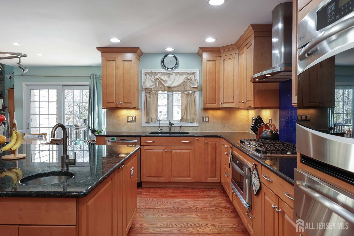 12 Glouceter Court, East Brunswick, New Jersey image 17