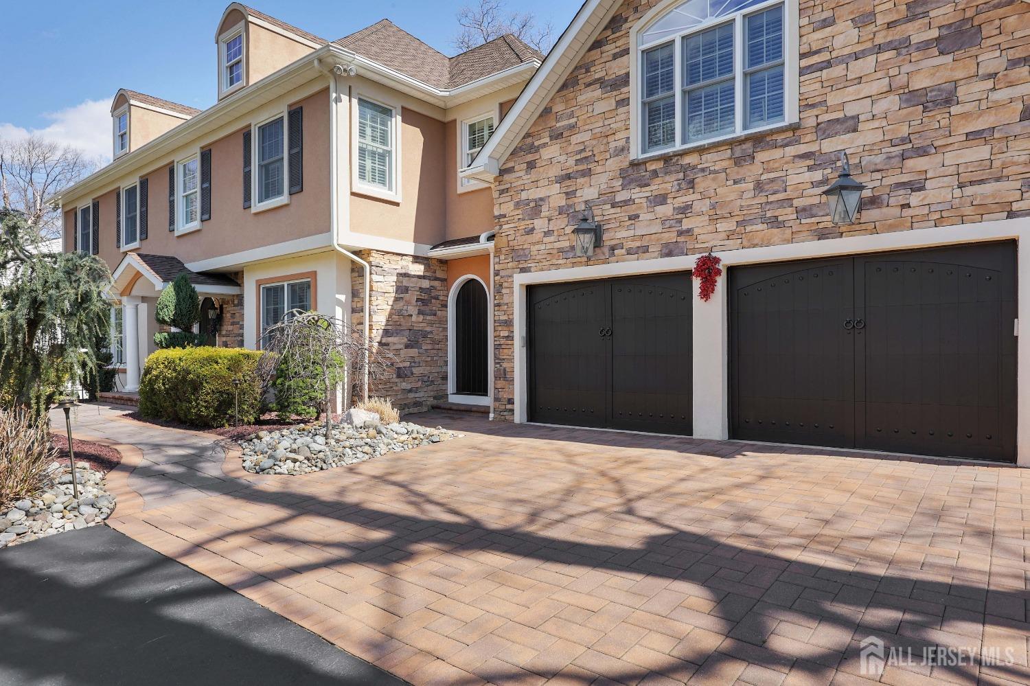 12 Glouceter Court, East Brunswick, New Jersey image 3