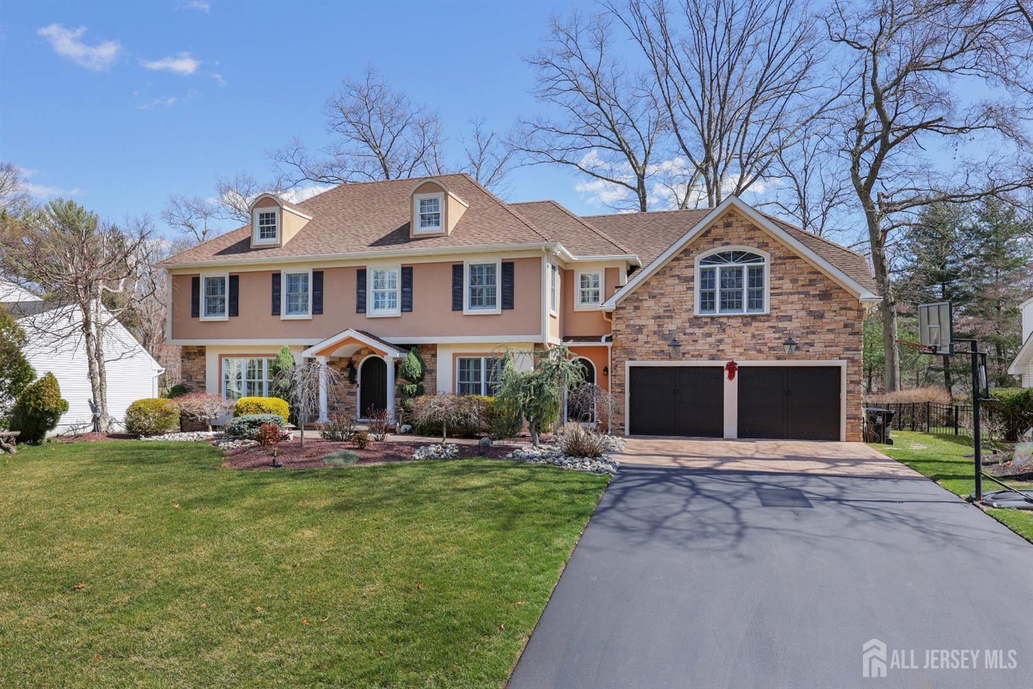 12 Glouceter Court, East Brunswick, New Jersey image 1