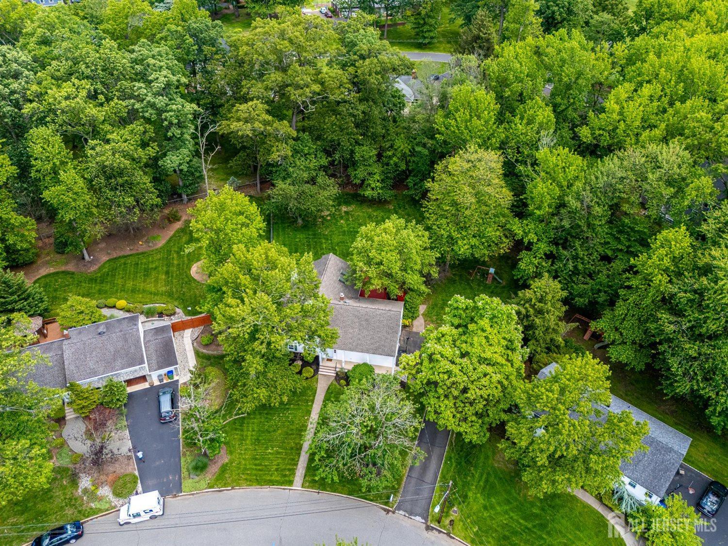 9 NW Fielding Place, Edison, New Jersey image 4