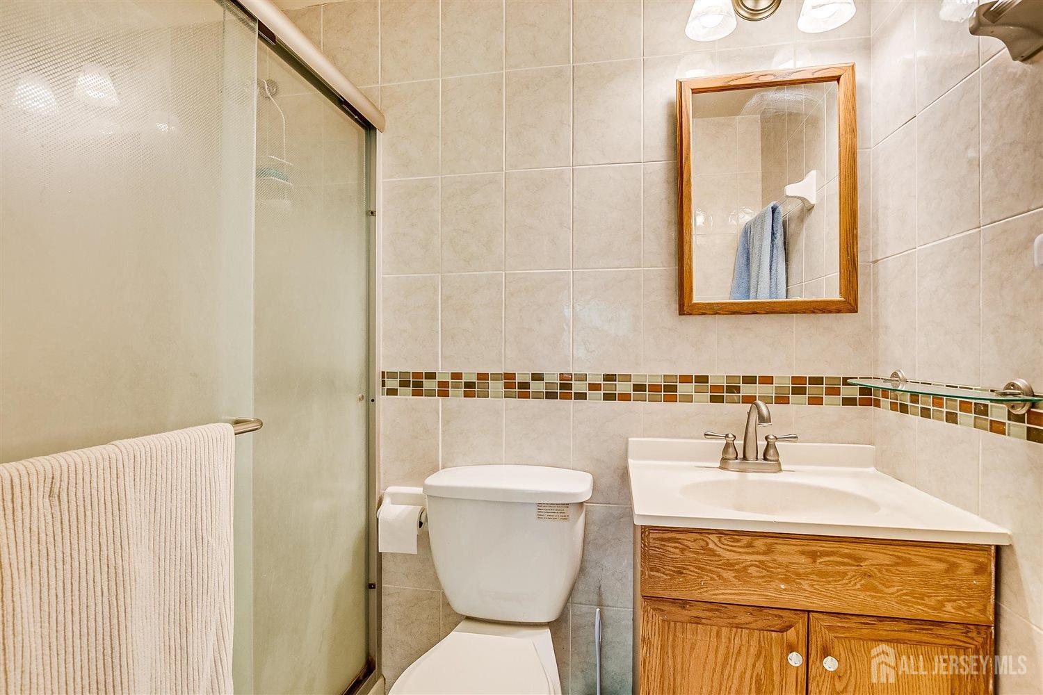 9 NW Fielding Place, Edison, New Jersey image 44