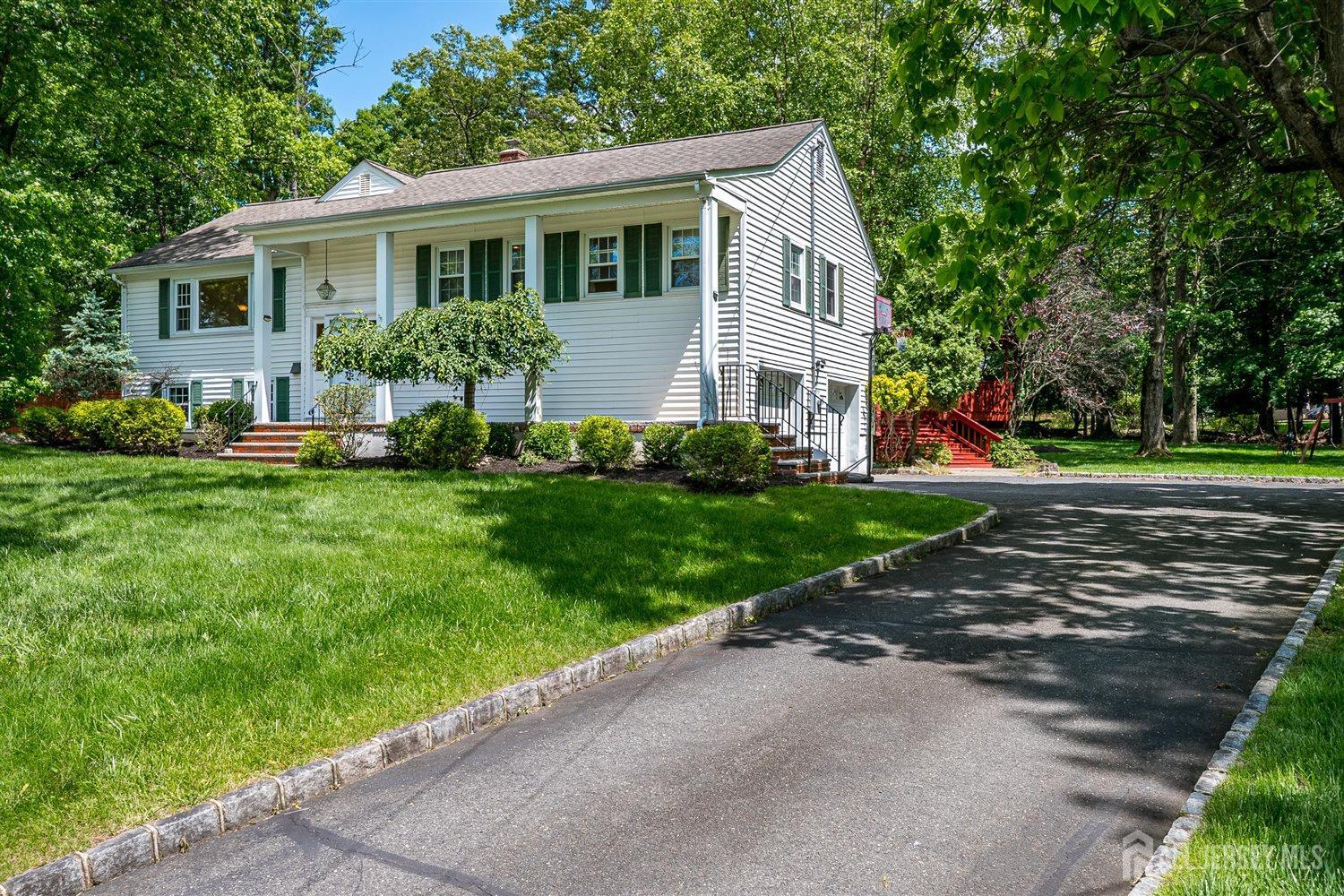 9 NW Fielding Place, Edison, New Jersey image 3