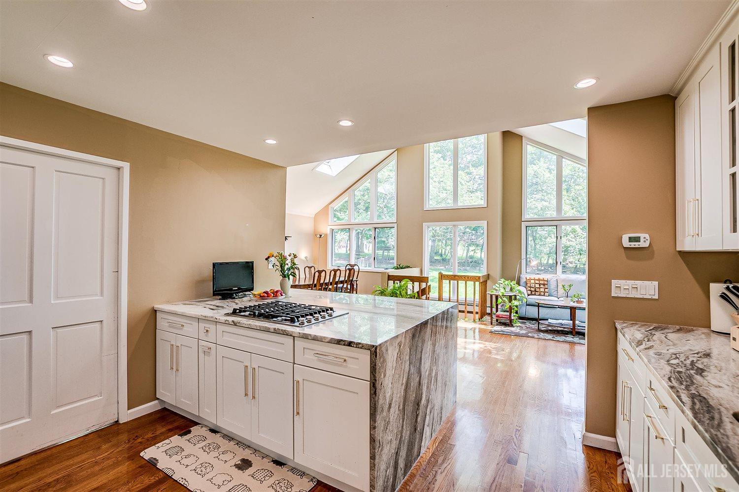 9 NW Fielding Place, Edison, New Jersey image 21