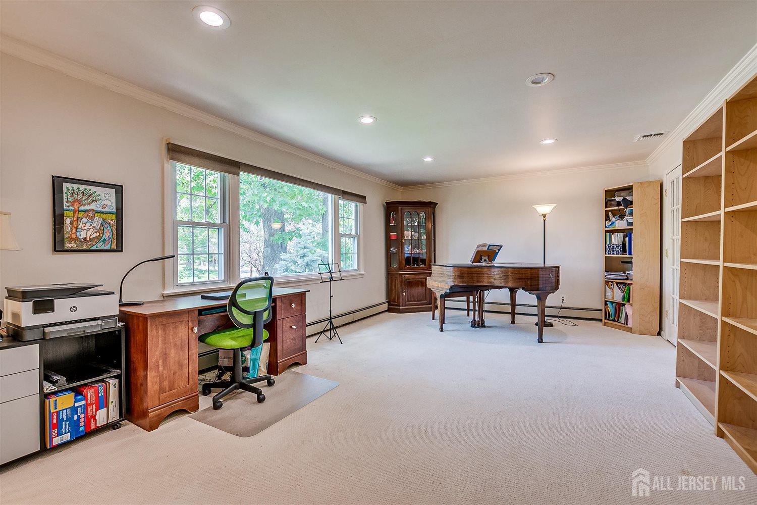 9 NW Fielding Place, Edison, New Jersey image 10