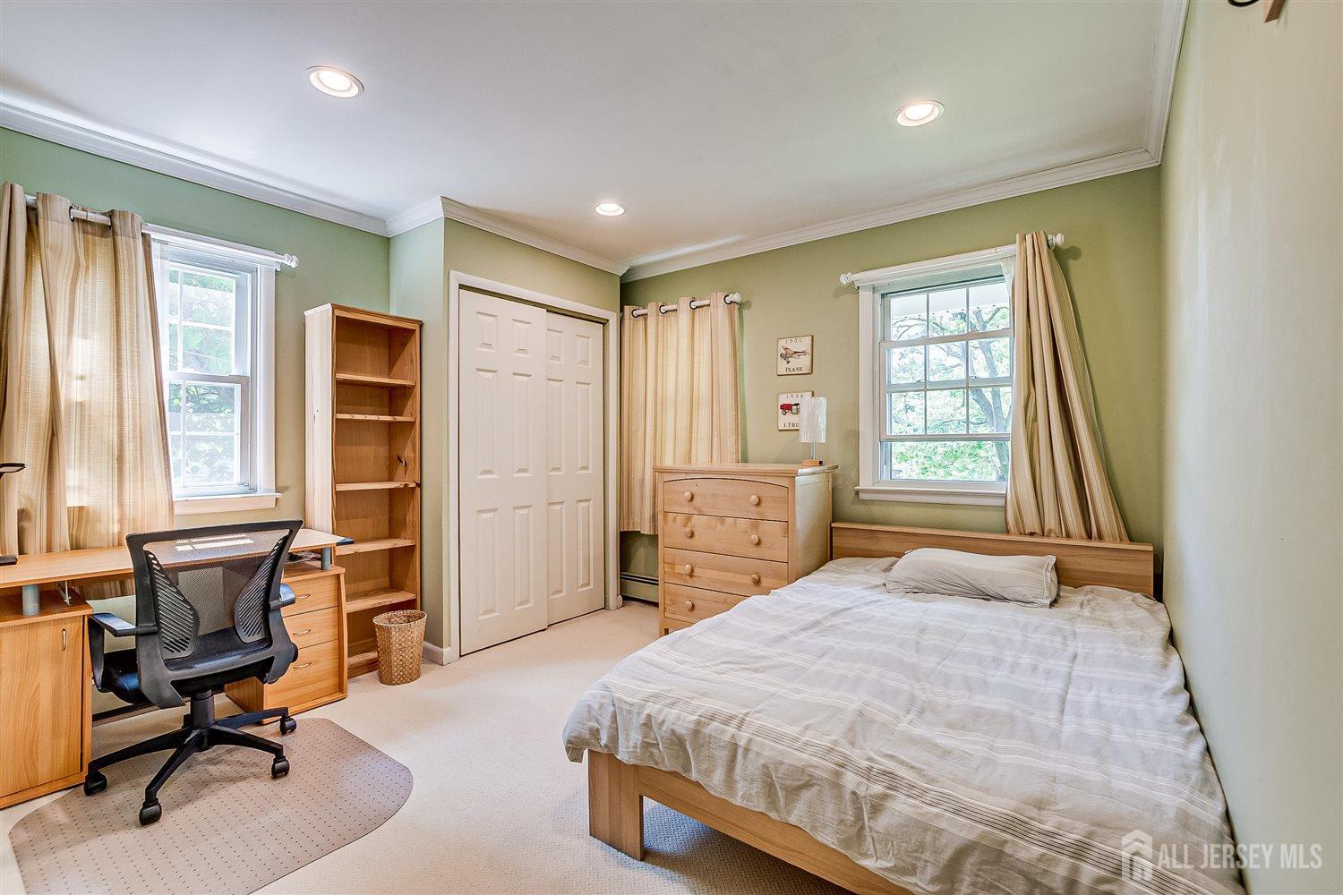 9 NW Fielding Place, Edison, New Jersey image 33