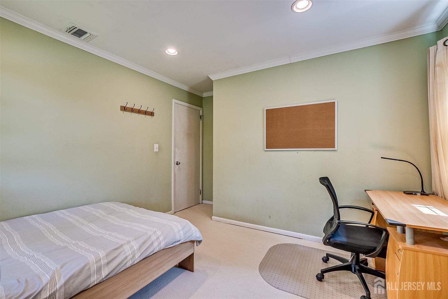 9 NW Fielding Place, Edison, New Jersey image 34