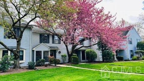 Condo For Sale - 2804 Cricket Circle<br/> Edison, NJ 08820
