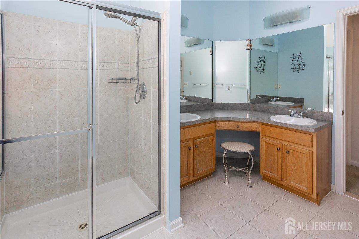 24 Hanna Lane, Old Bridge, New Jersey image 21