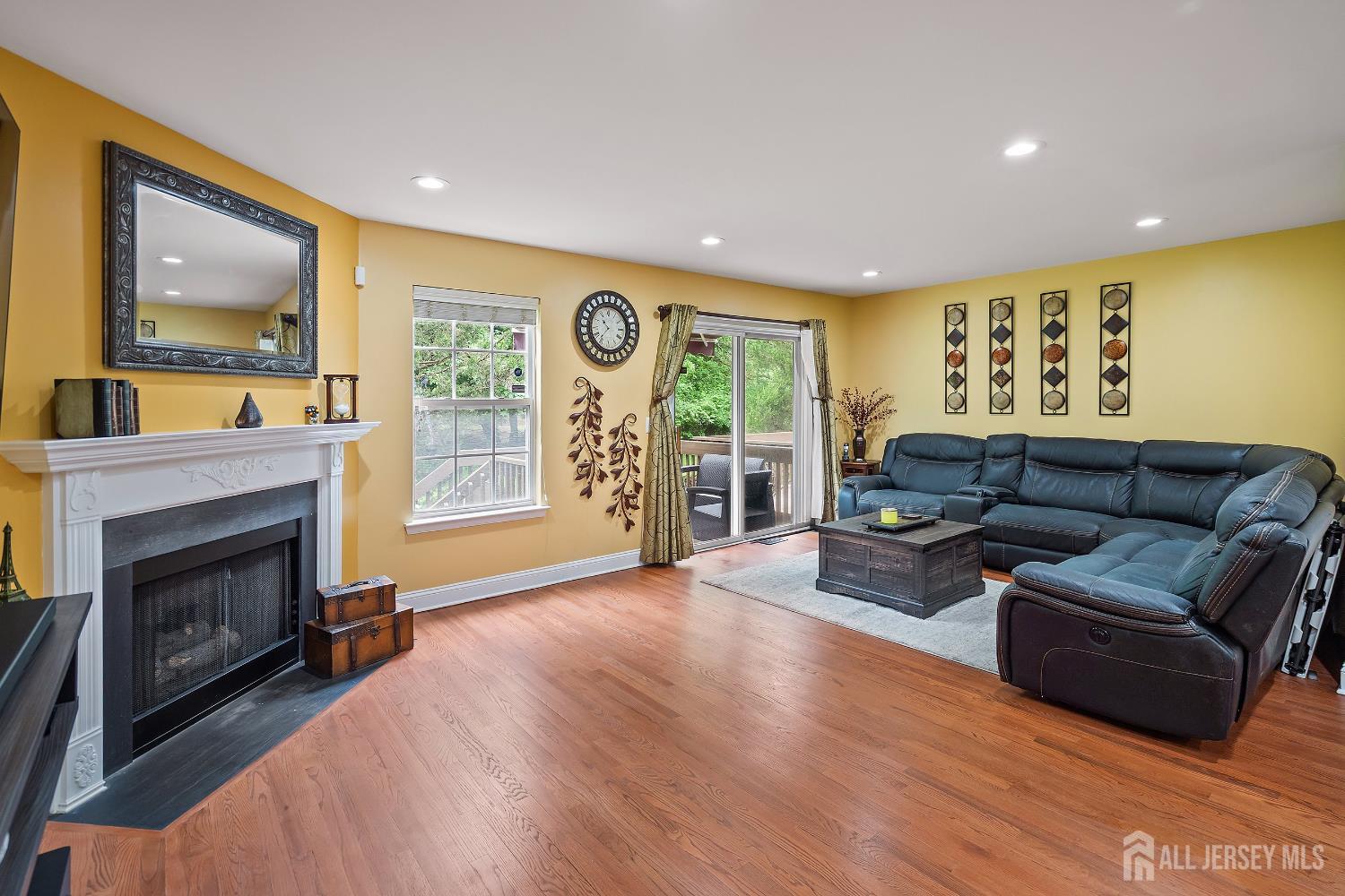 22 Edith Drive, Franklin, New Jersey image 7