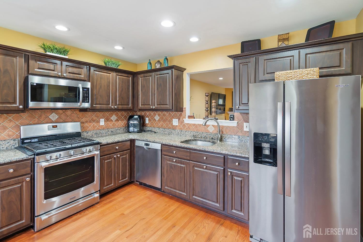 22 Edith Drive, Franklin, New Jersey image 10