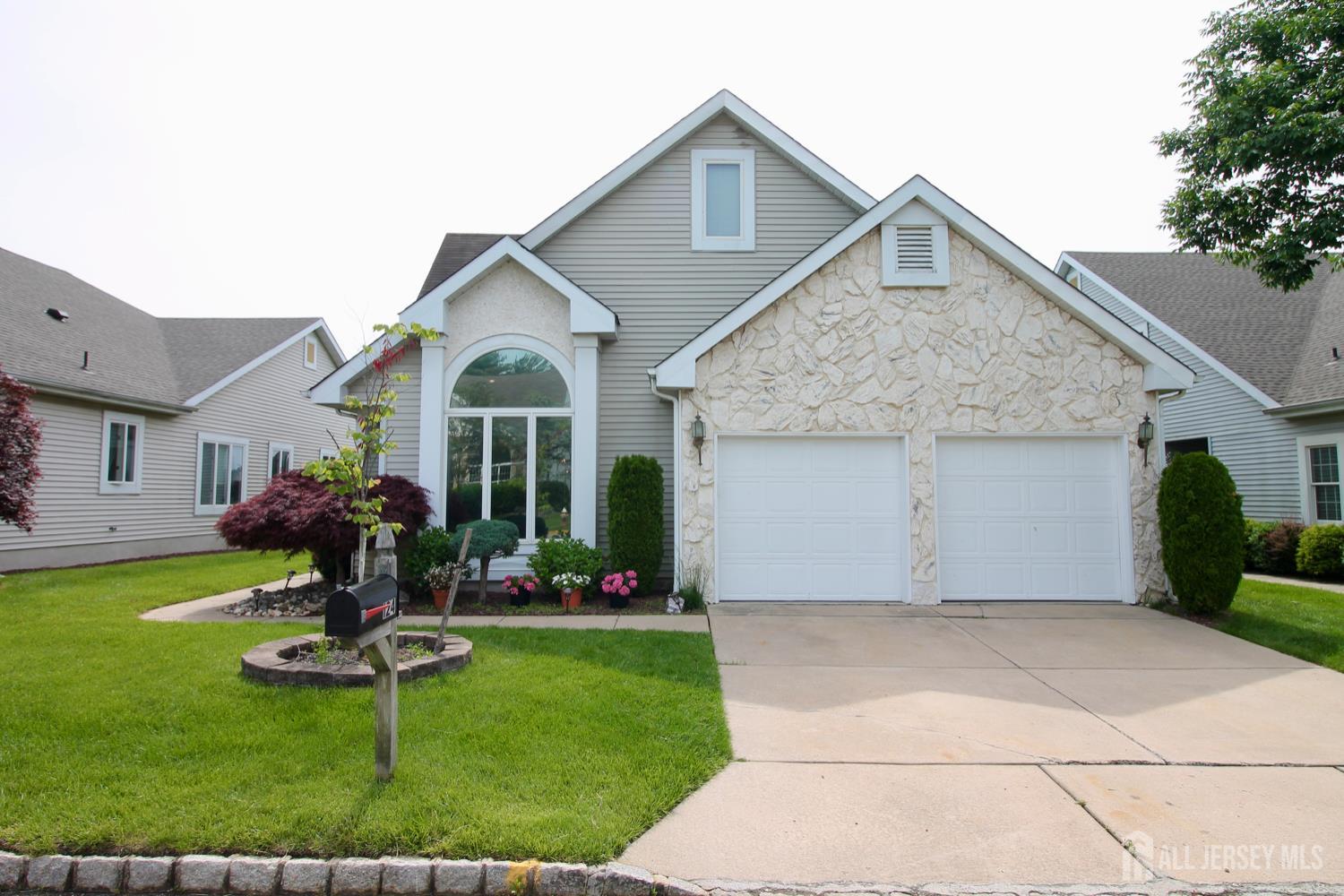 124 Chichester Road, Monroe Township, New Jersey image 1