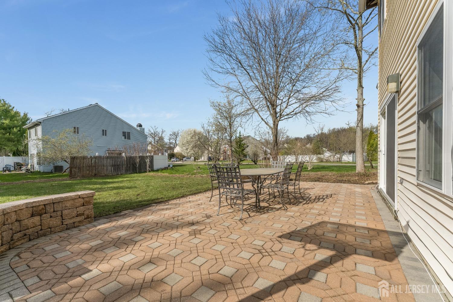 South Brunswick, New Jersey 08810, United States, 3 Bedrooms Bedrooms, ,3 BathroomsBathrooms,Residential,Pending,106854