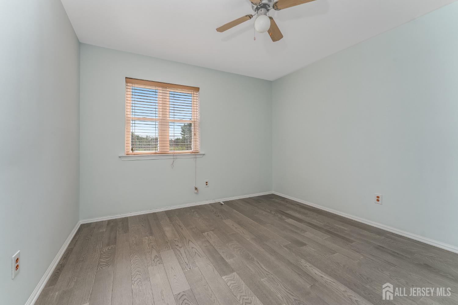 South Brunswick, New Jersey 08810, United States, 3 Bedrooms Bedrooms, ,3 BathroomsBathrooms,Residential,Pending,106854