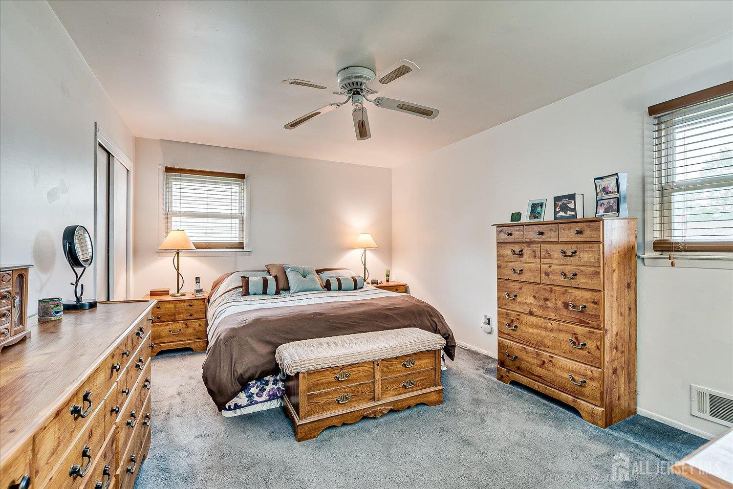 115 Broadway Avenue, Colonia, New Jersey image 25