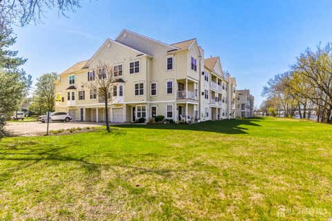Condo For Sale - 5210 Riverfront Drive<br/> Palmyra, NJ 08065