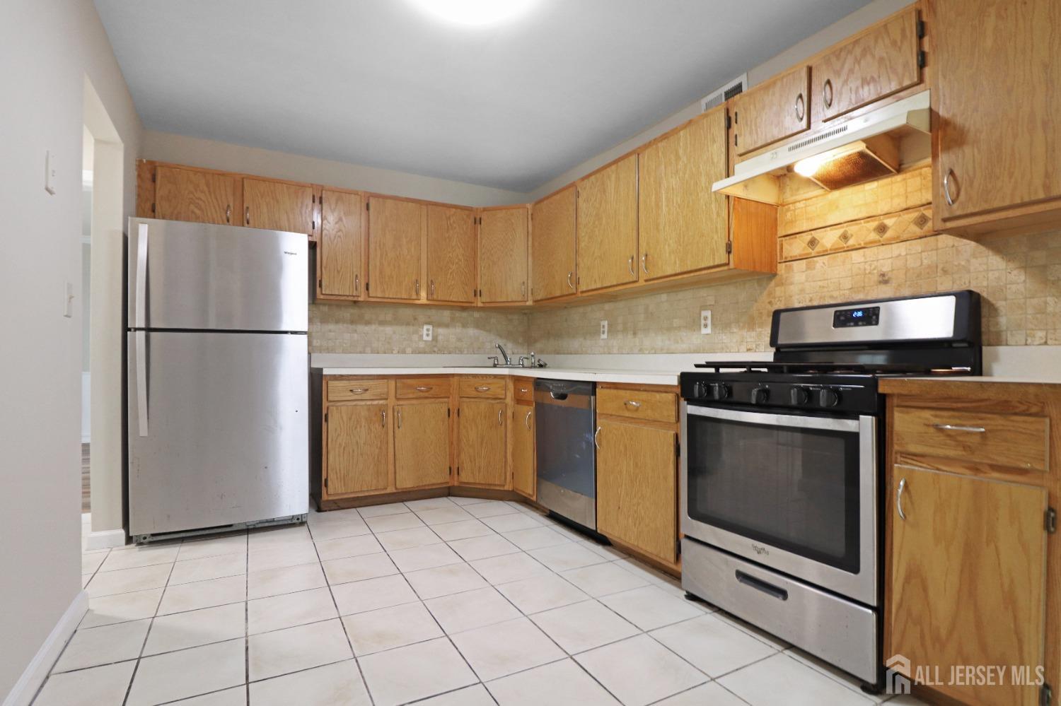 1003 Stony Brook Way, North Brunswick, New Jersey image 24