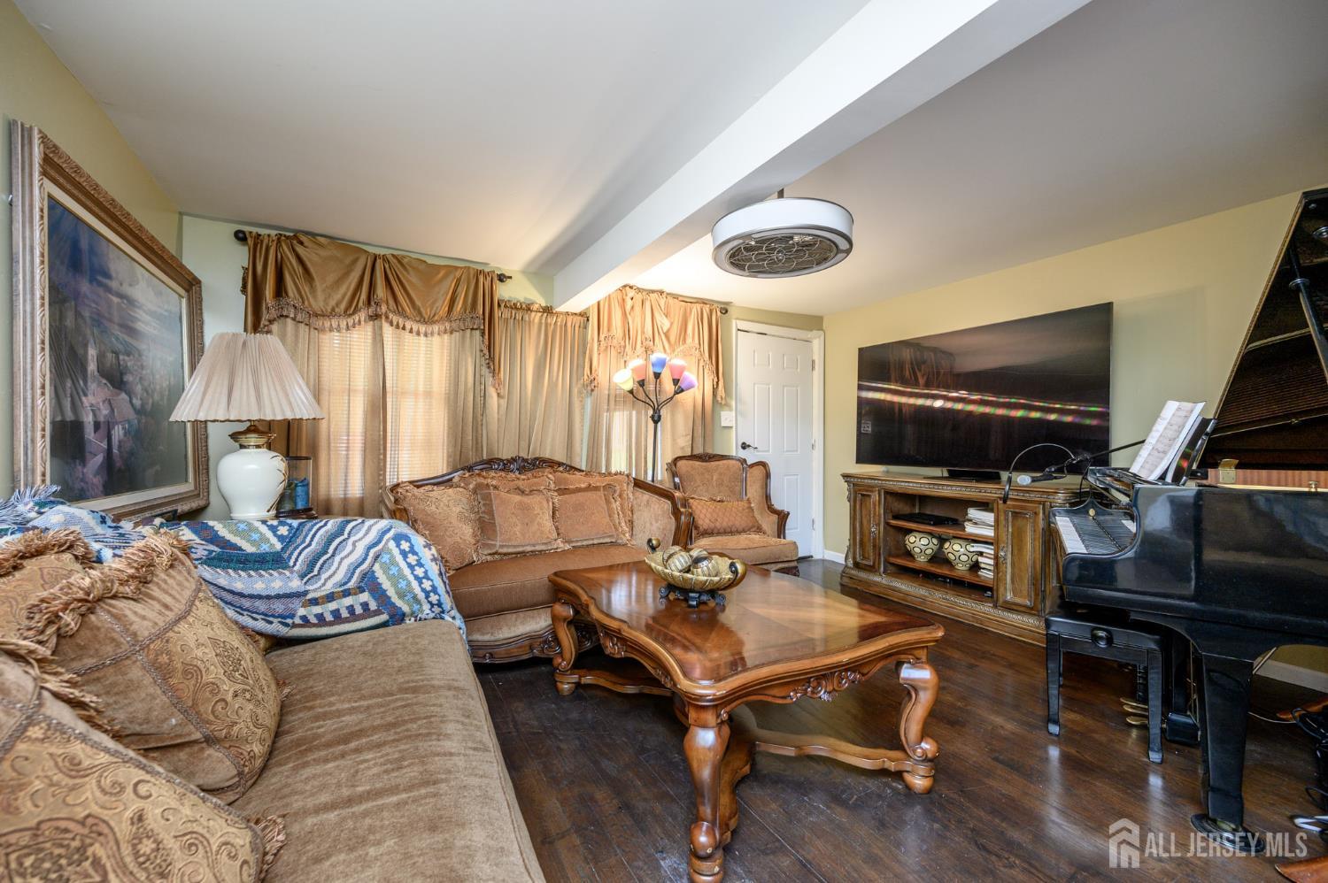 195 Washington Street, Mount Holly, New Jersey image 5