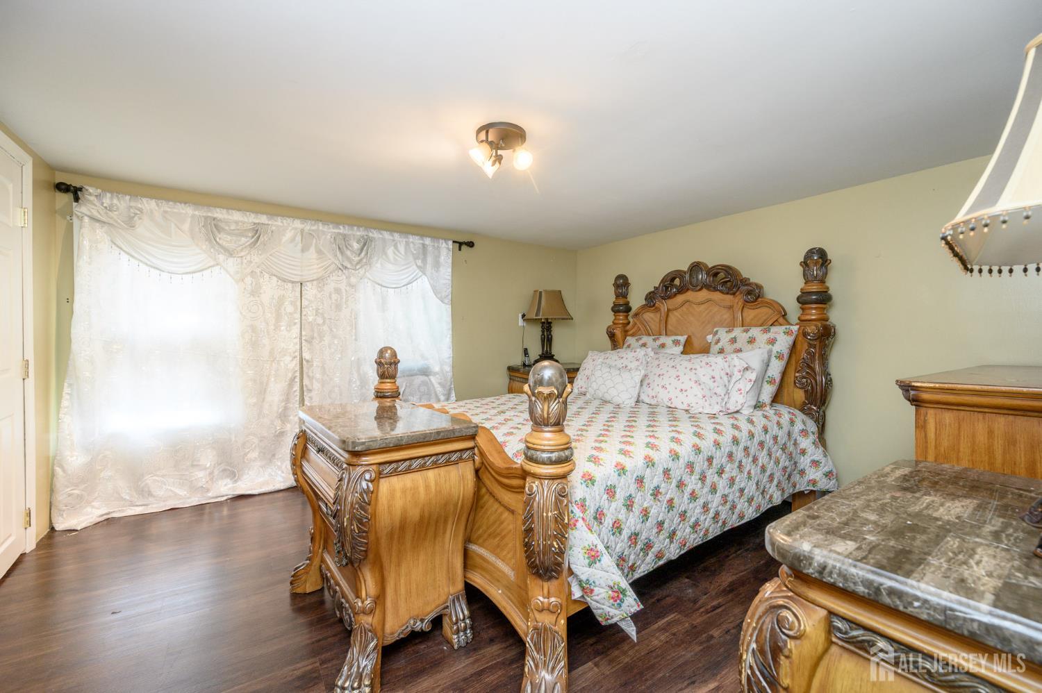 195 Washington Street, Mount Holly, New Jersey image 21
