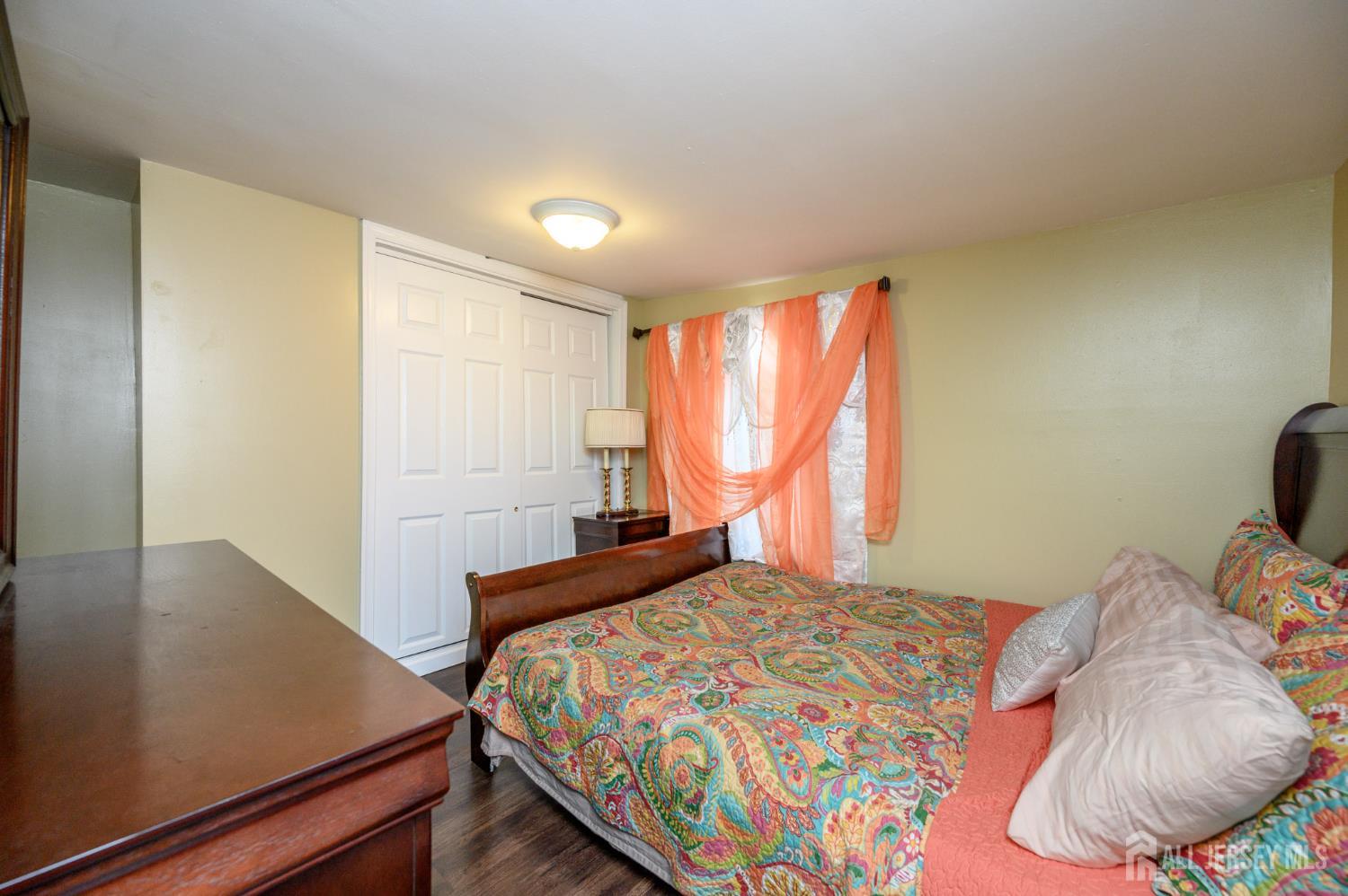 195 Washington Street, Mount Holly, New Jersey image 18