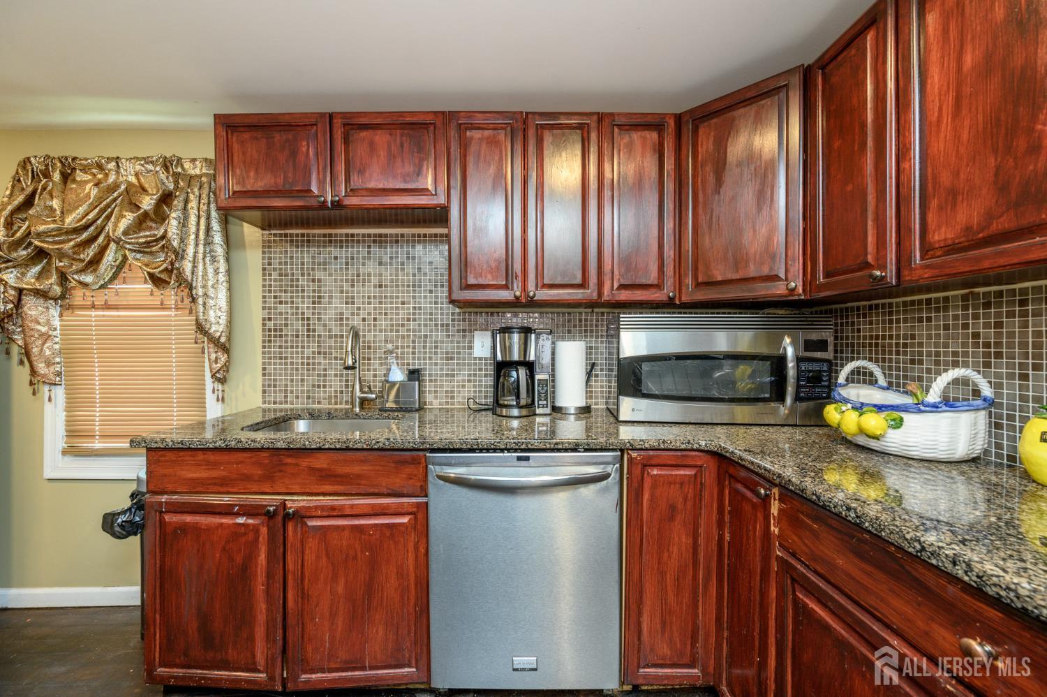 195 Washington Street, Mount Holly, New Jersey image 13